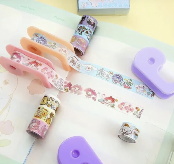 Kit com 9 mini washi tapes com suporte Sanrio - Image 2